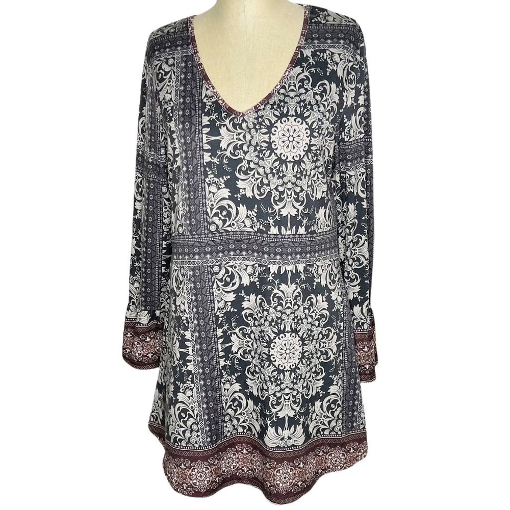Azalea | Womens Size XL Grey Mandala Print Bell Sleeve Tunic